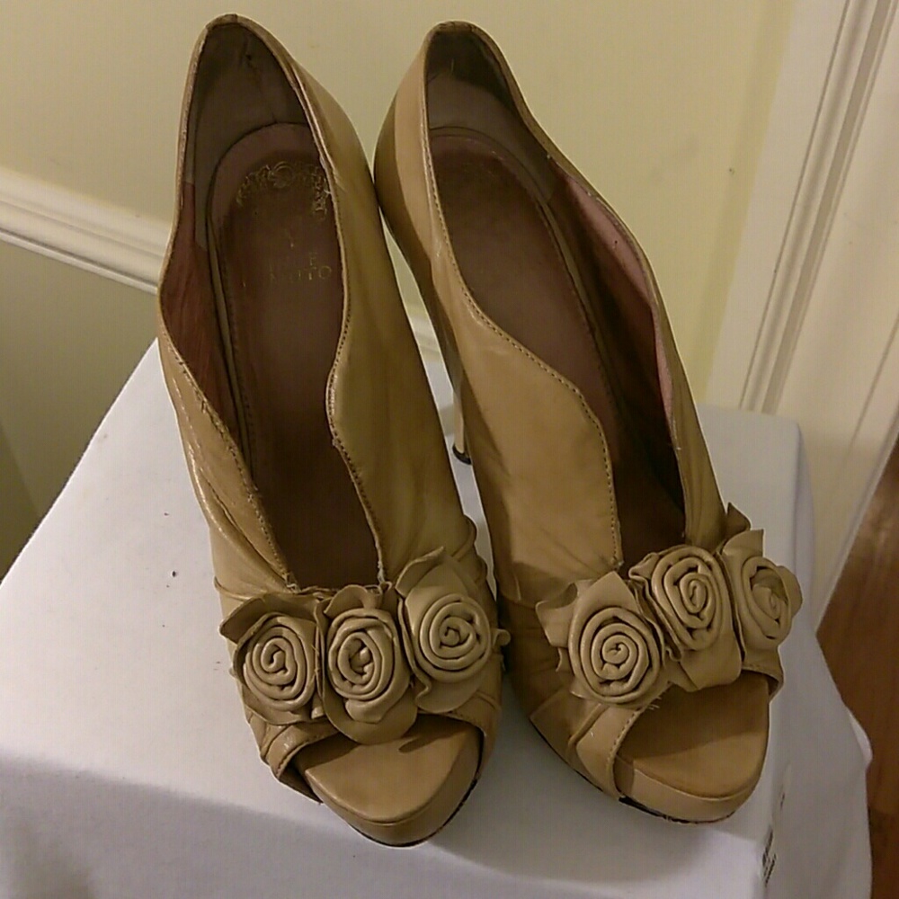 Vince Camuto heels